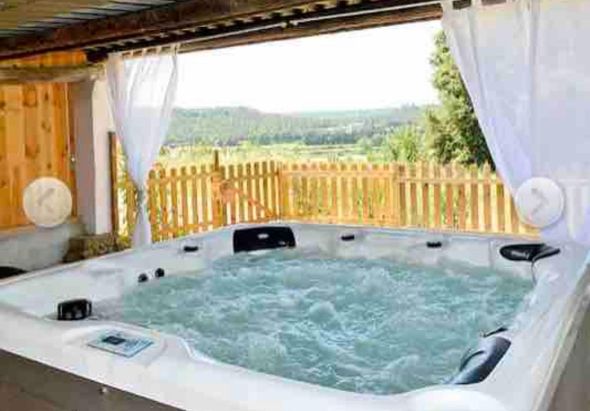 Appart Hotel - Nature Et Spa Aurons Bagian luar foto